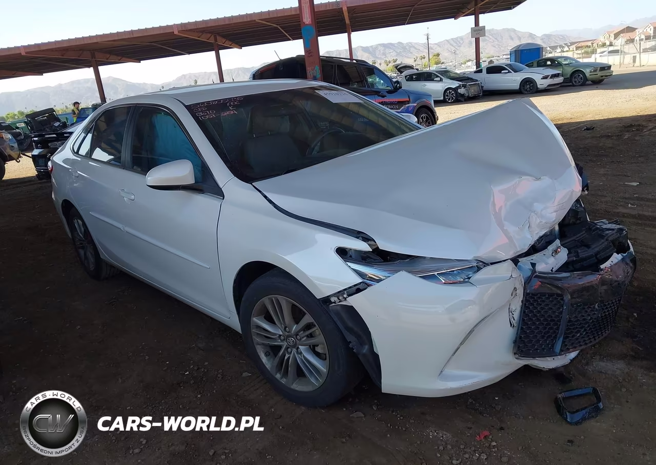 2016 Toyota Camry Se – zdjęcie 1 z 16