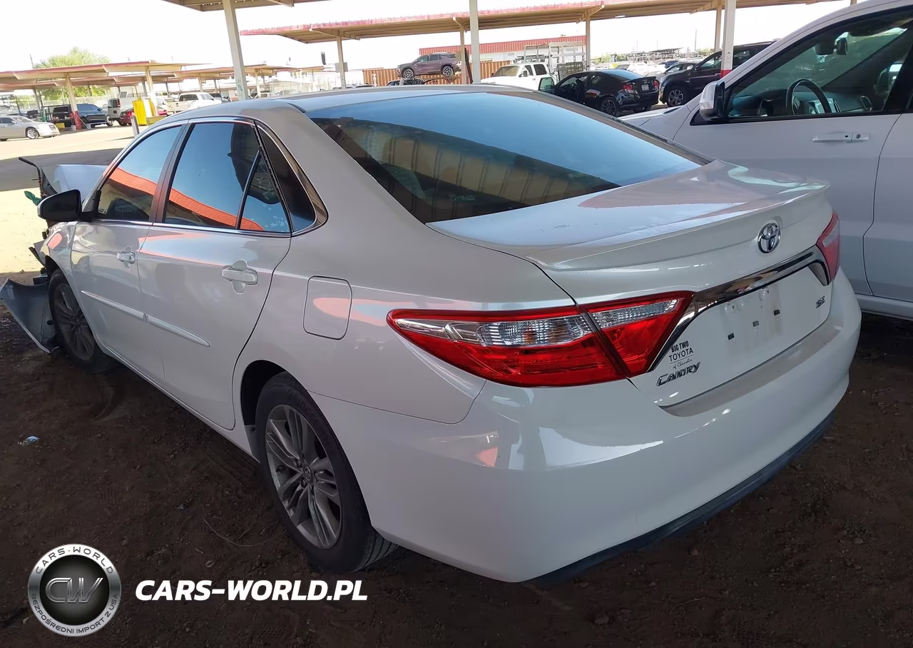 2016 Toyota Camry Se VIN:4T1BF1FKXGU260670 - 3