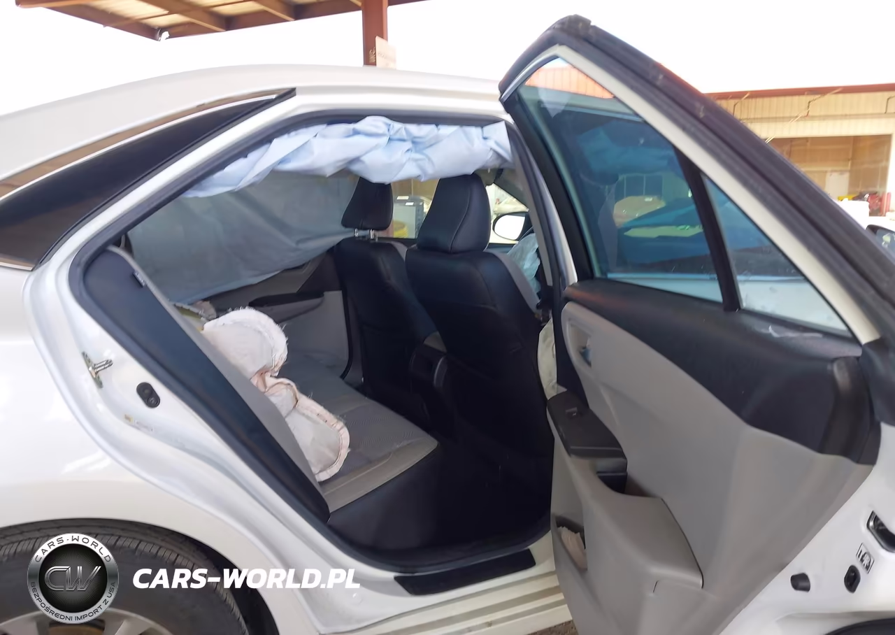 2016 Toyota Camry Se VIN:4T1BF1FKXGU260670 - 8