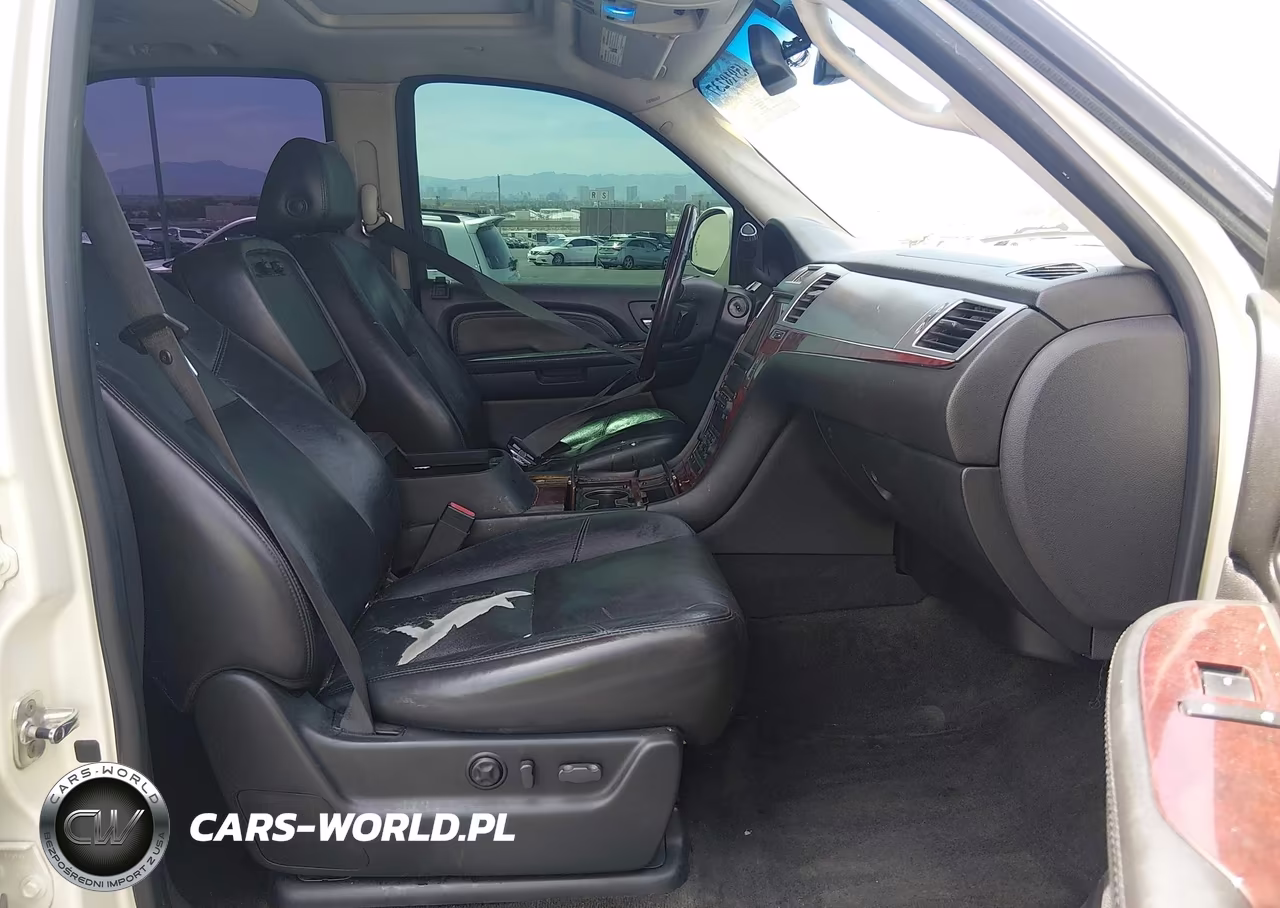 2007 Cadillac Escalade VIN:1GYEC63887R274581 - 5