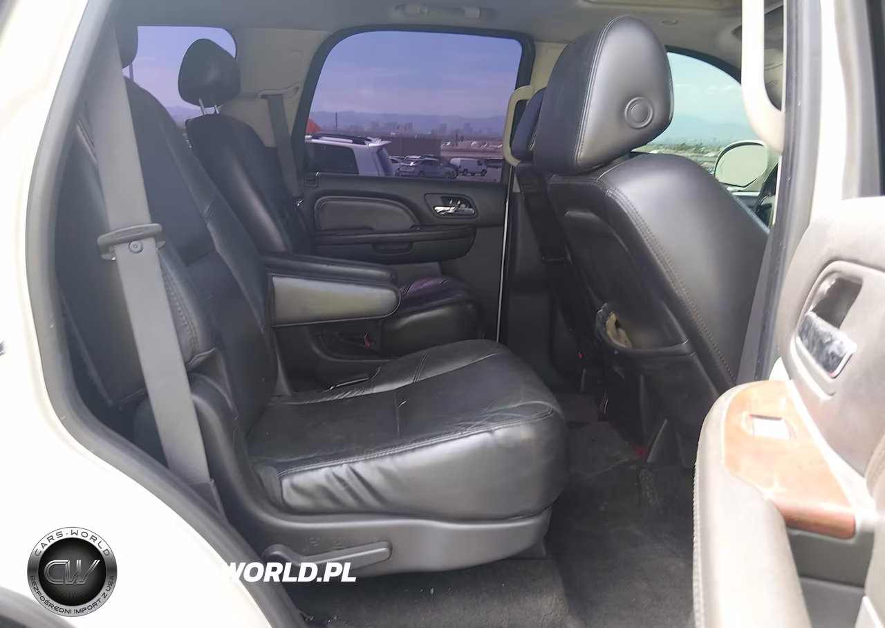 2007 Cadillac Escalade VIN:1GYEC63887R274581 - 8