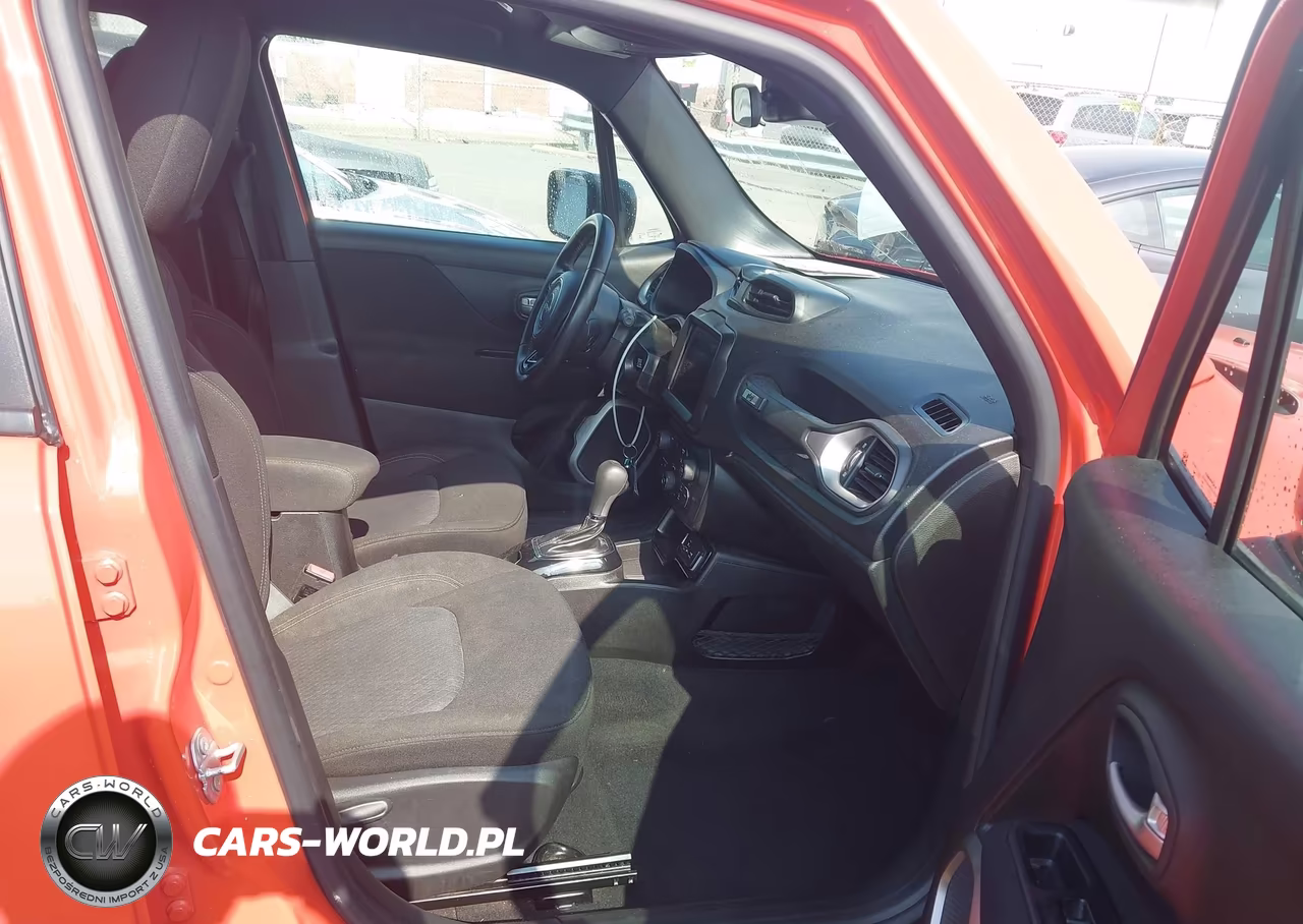 2021 Jeep Renegade Latitude Fwd VIN:ZACNJCBB0MPN10347 - 5