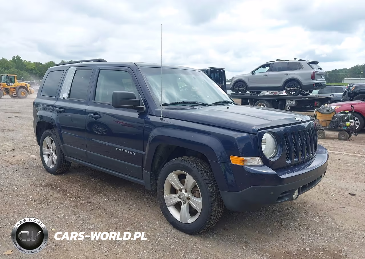 2015 Jeep Patriot Latitude – zdjęcie 1 z 11
