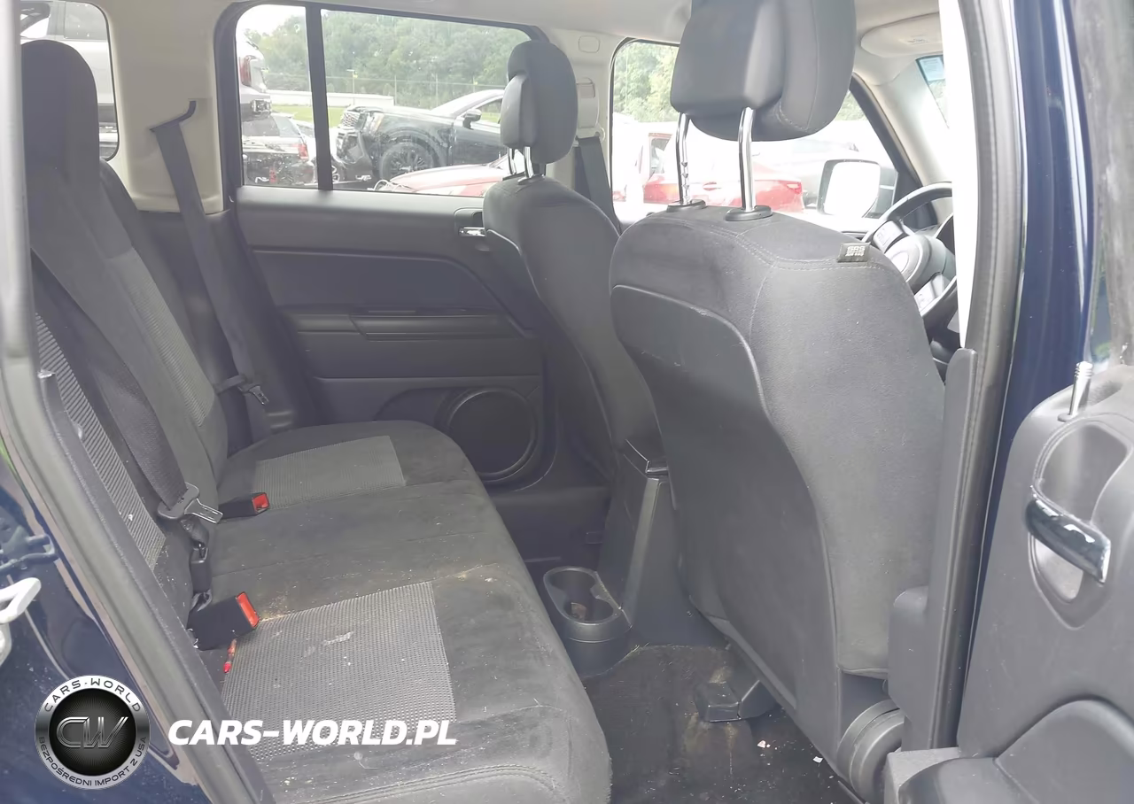 2015 Jeep Patriot Latitude VIN:1C4NJRFB4FD412973 - 8