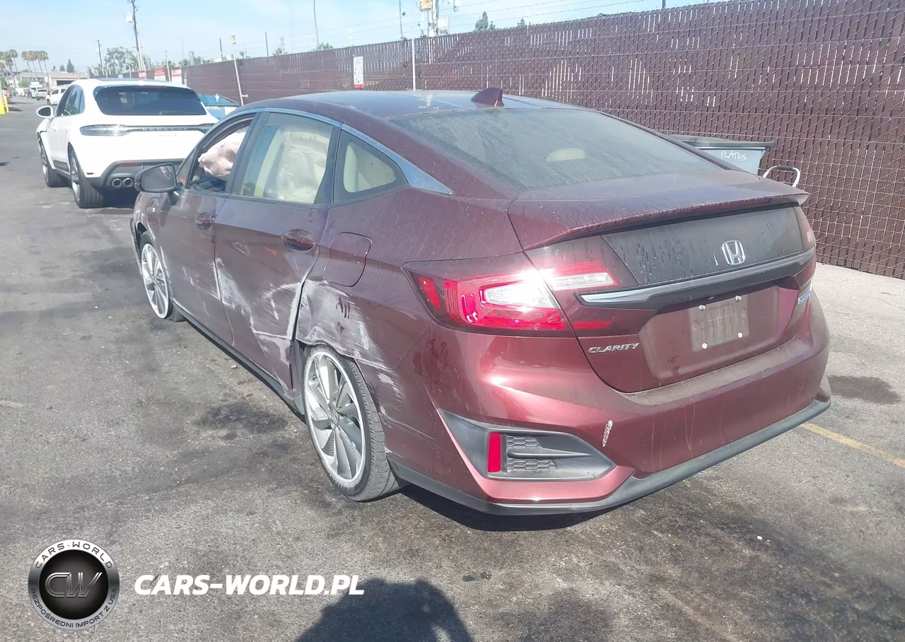 2018 Honda Clarity Plug-In Hybrid VIN:JHMZC5F19JC004641 - 3