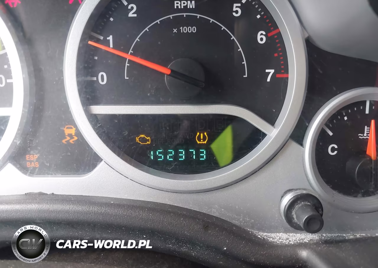 2008 Jeep Wrangler Unlimited Rubicon VIN:1J4GA69198L577320 - 15