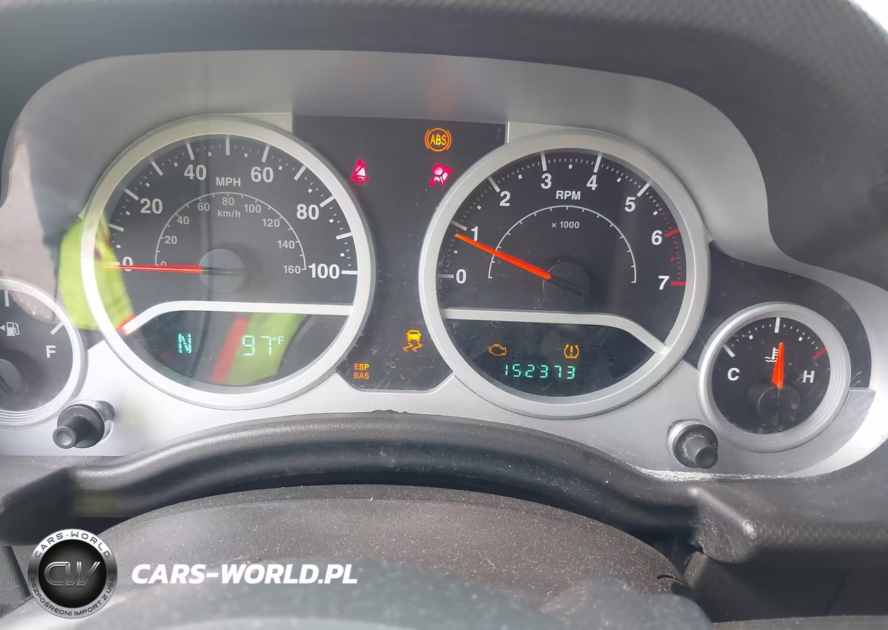2008 Jeep Wrangler Unlimited Rubicon VIN:1J4GA69198L577320 - 7