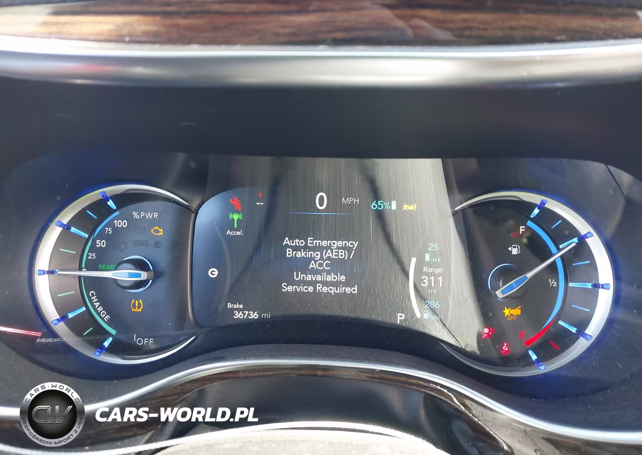 2022 Chrysler Pacifica Hybrid Pinnacle VIN:2C4RC1N78NR223474 - 7