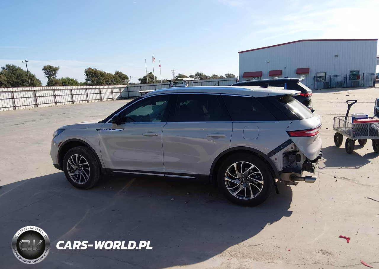 2022 Lincoln Corsair Standard VIN:5LMCJ1C94NUL30453 - 14