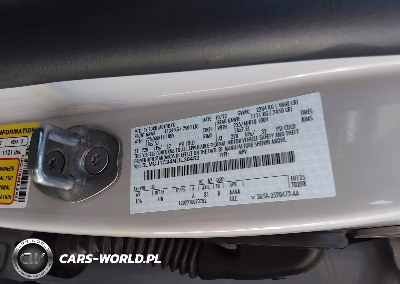 2022 Lincoln Corsair Standard VIN:5LMCJ1C94NUL30453 - 9
