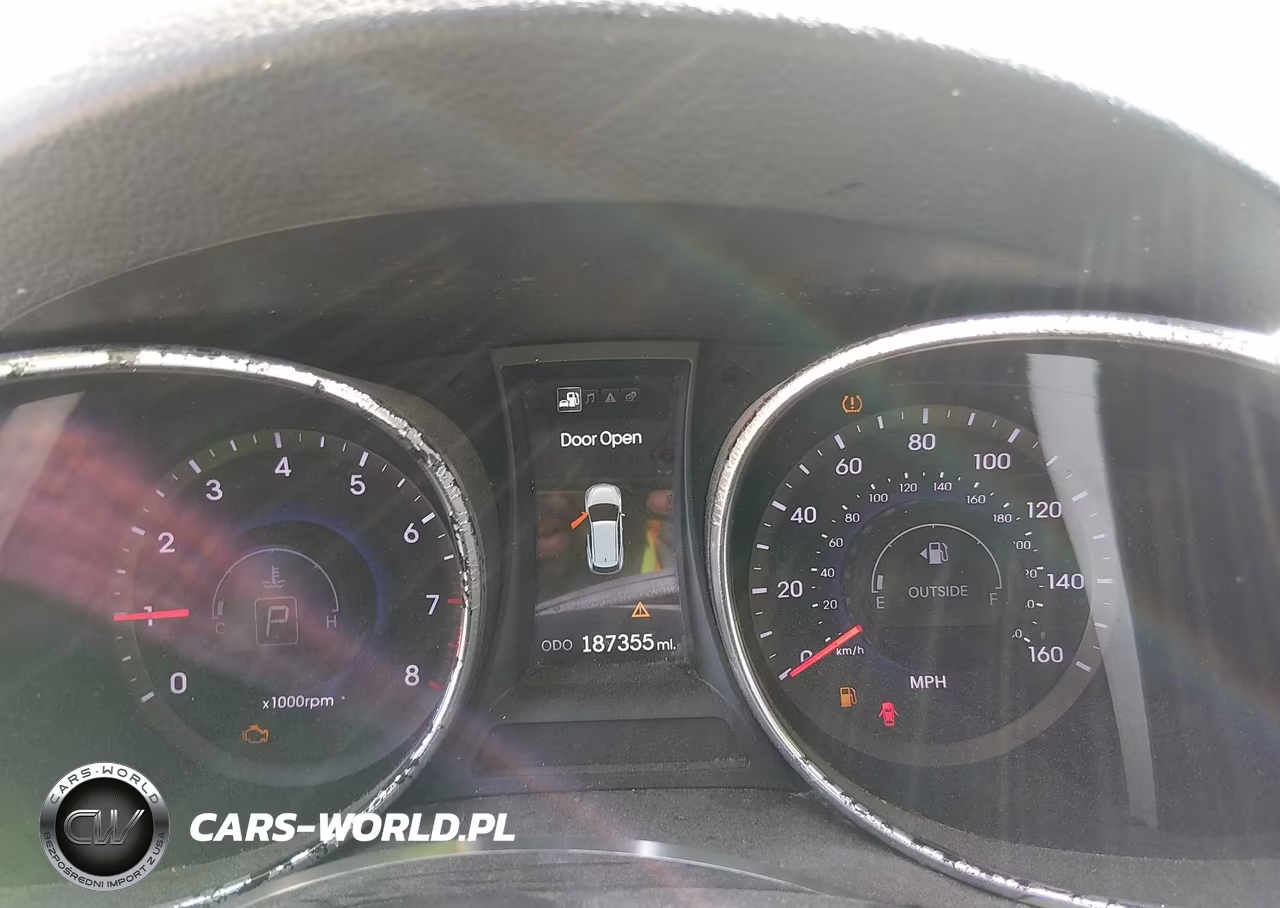 2013 Hyundai Santa Fe Sport 2.0T VIN:5XYZUDLA3DG117448 - 7
