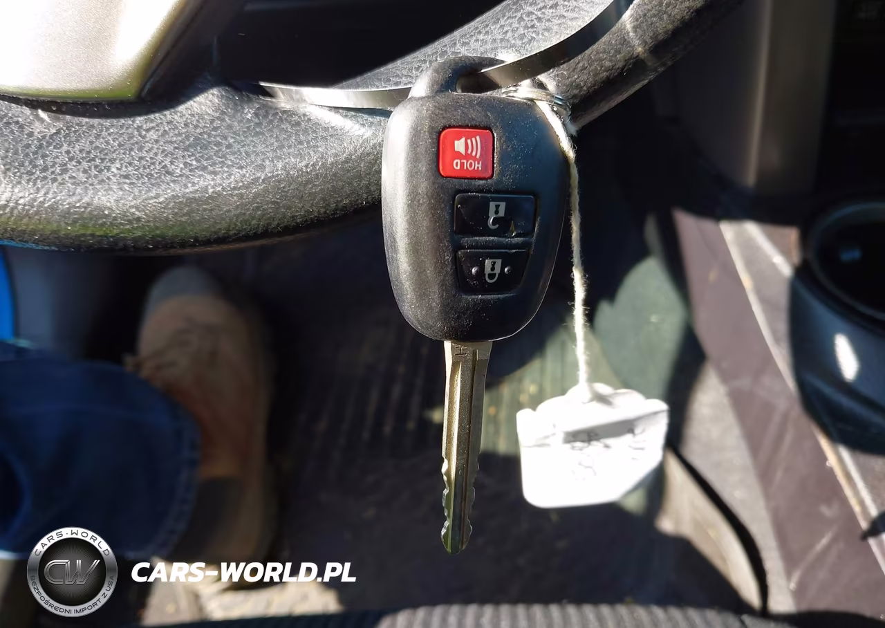 2018 Toyota Rav4 Le VIN:2T3ZFREV5JW451551 - 11