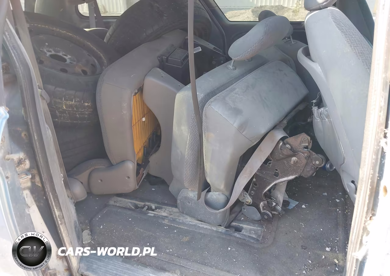 2004 Dodge Grand Caravan Sxt VIN:2D4GP44L74R506350 - 8