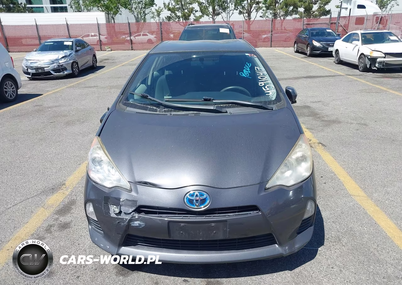 2013 Toyota Prius C Two VIN:JTDKDTB30D1545444 - 12