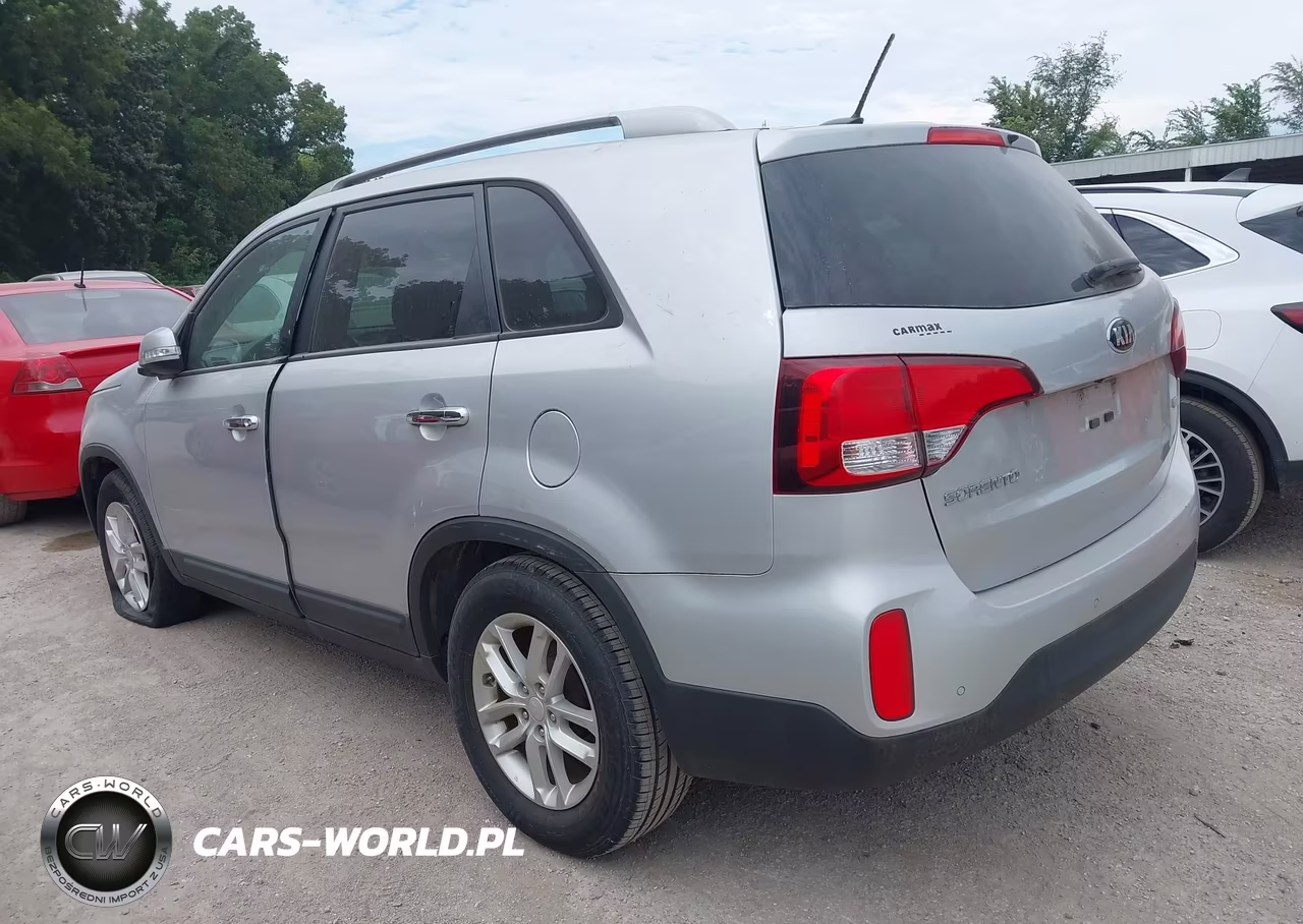2015 Kia Sorento Lx VIN:5XYKT3A67FG634509 - 3