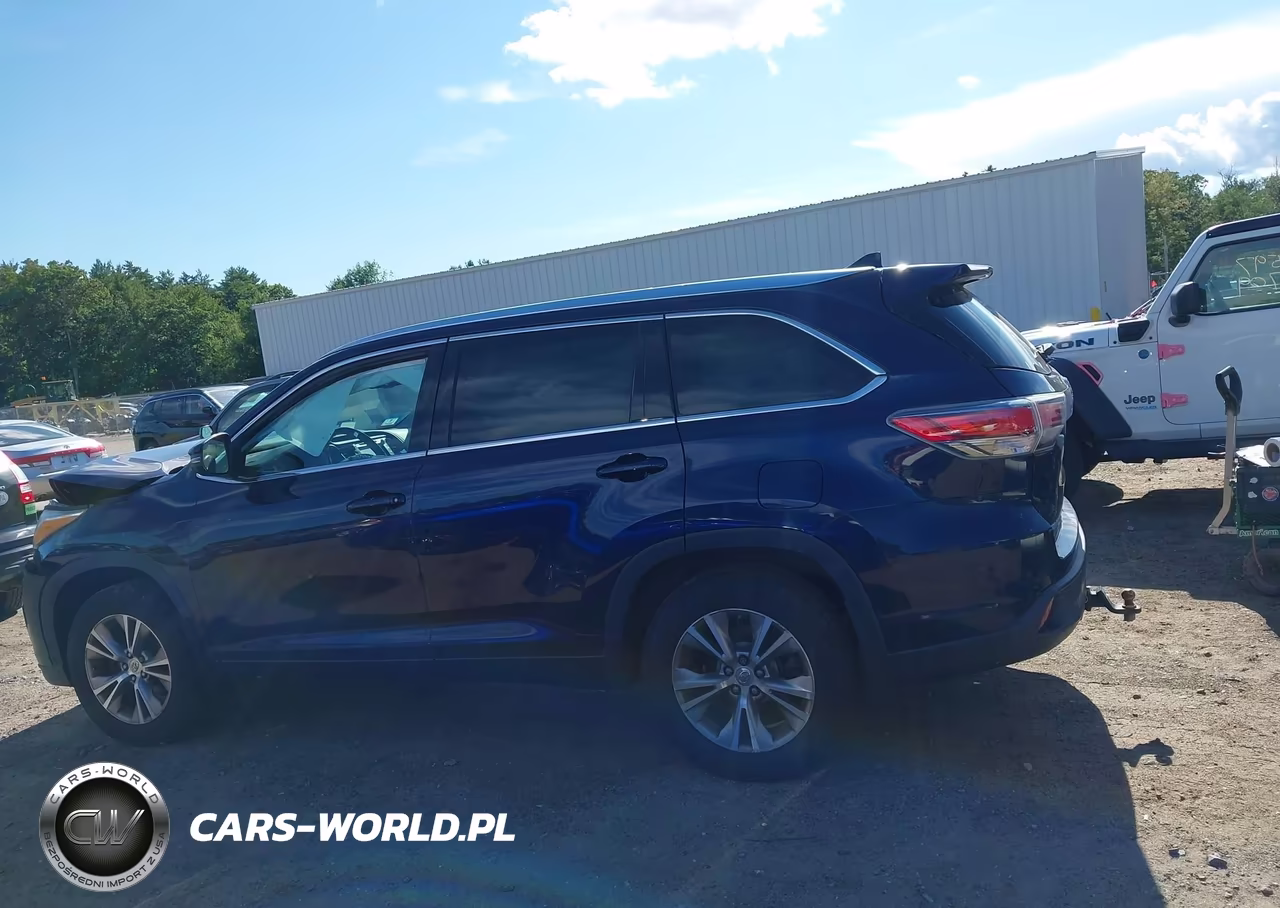 2015 Toyota Highlander Xle V6 VIN:5TDJKRFH7FS158793 - 14