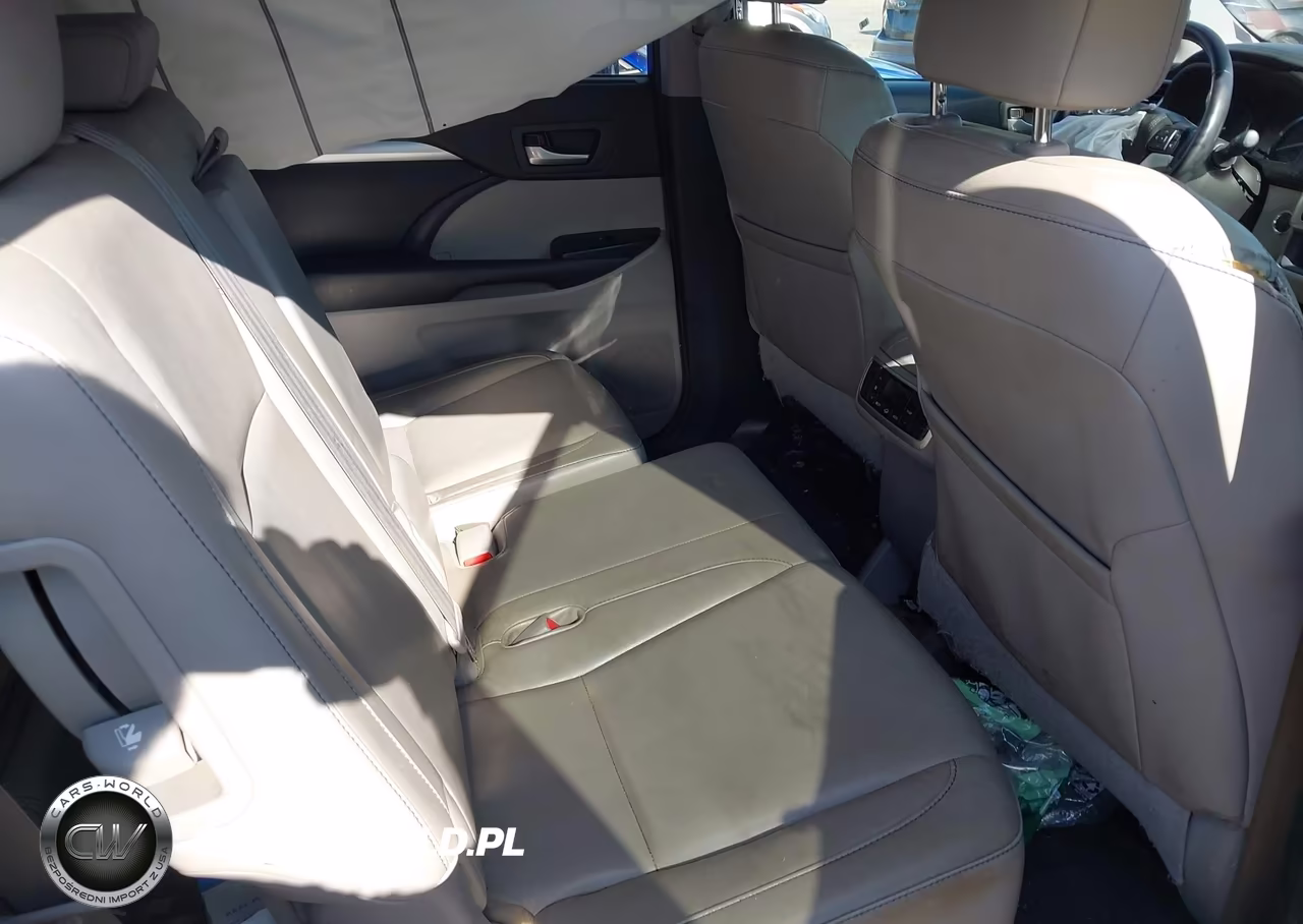 2015 Toyota Highlander Xle V6 VIN:5TDJKRFH7FS158793 - 8