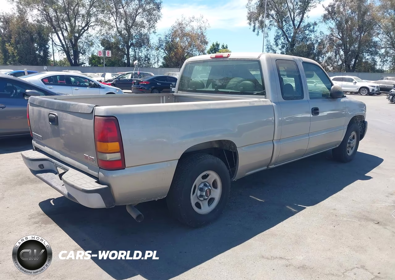 2003 GMC Sierra 1500 Work Truck VIN:2GTEC19X831290631 - 4