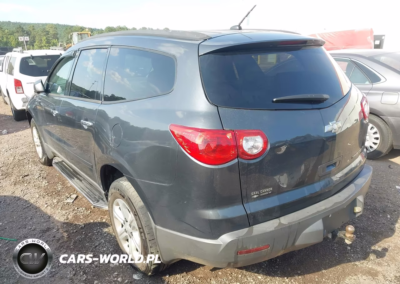 2011 Chevrolet Traverse Ls VIN:1GNKREED1BJ146841 - 3