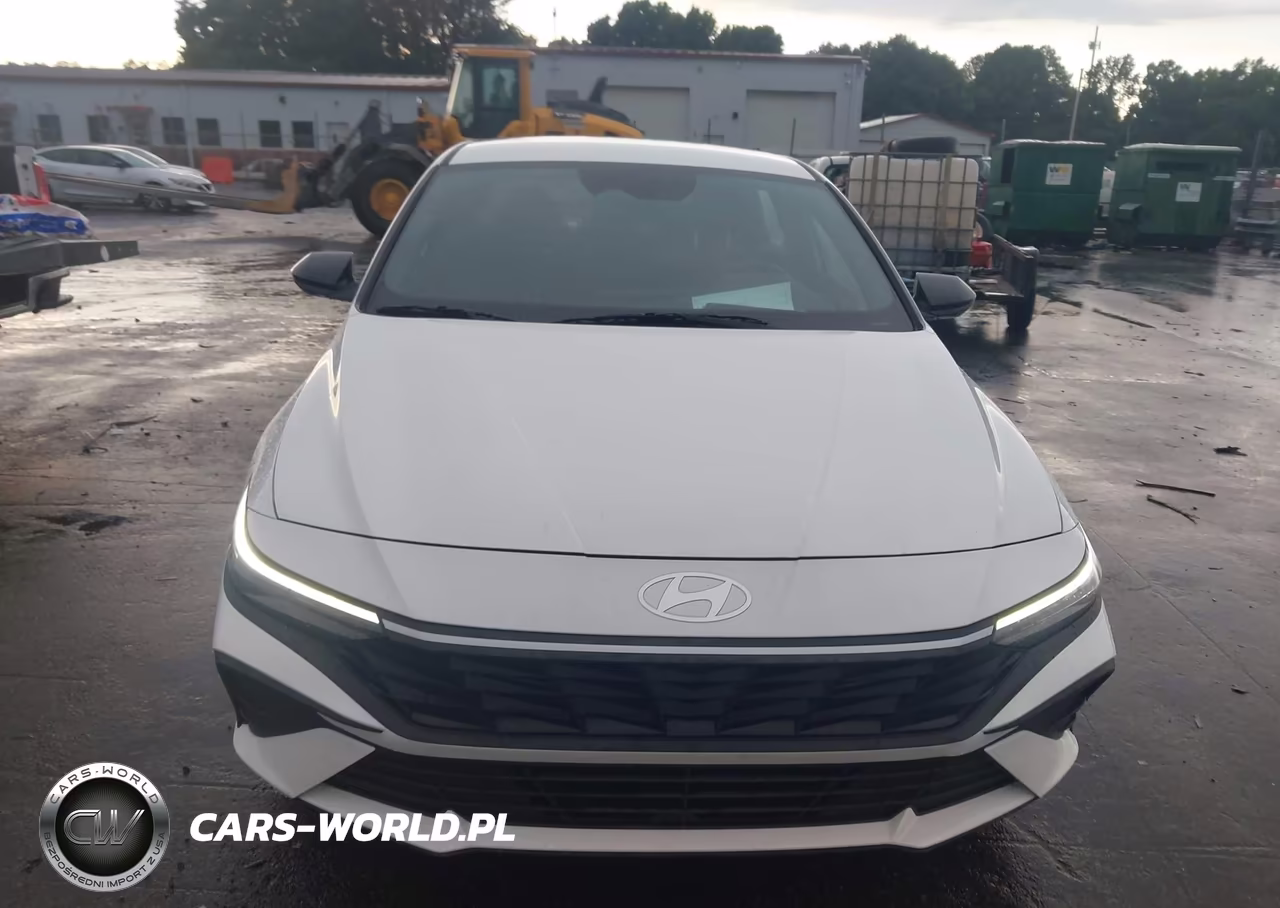 2025 Hyundai Elantra Sel Sport VIN:KMHLM4DG2SU021830 - 12