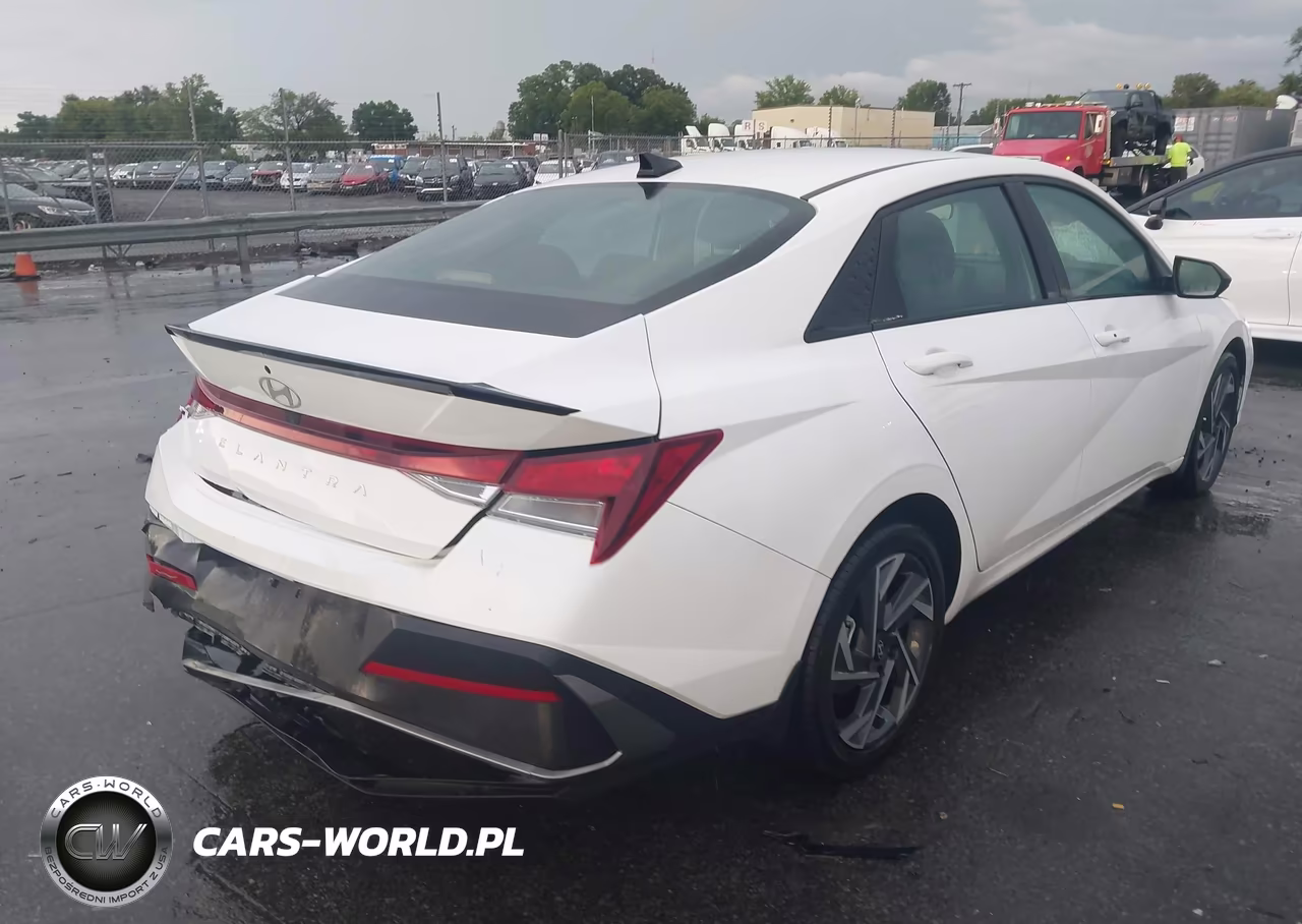 2025 Hyundai Elantra Sel Sport VIN:KMHLM4DG2SU021830 - 4