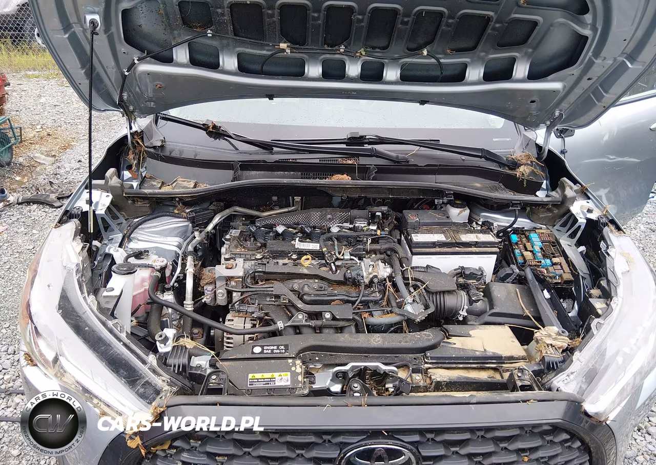 2023 Toyota Corolla Cross L VIN:7MUAAAAG5PV065927 - 10