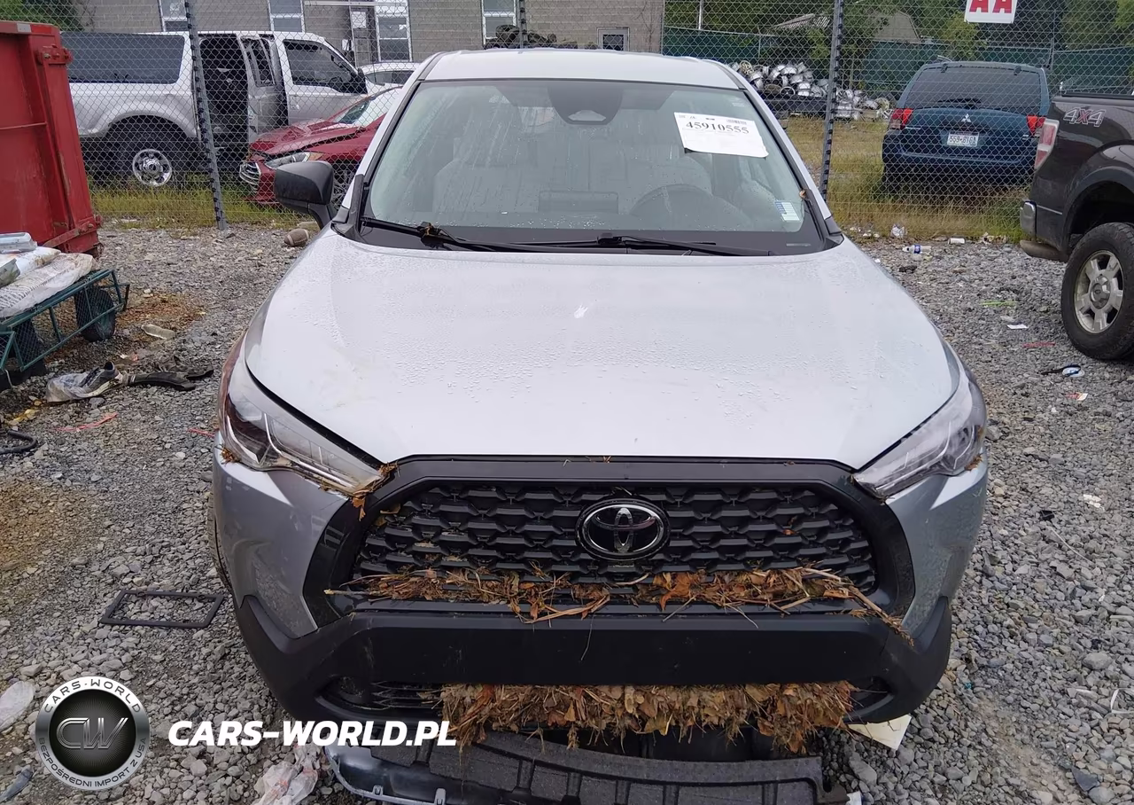 2023 Toyota Corolla Cross L VIN:7MUAAAAG5PV065927 - 11