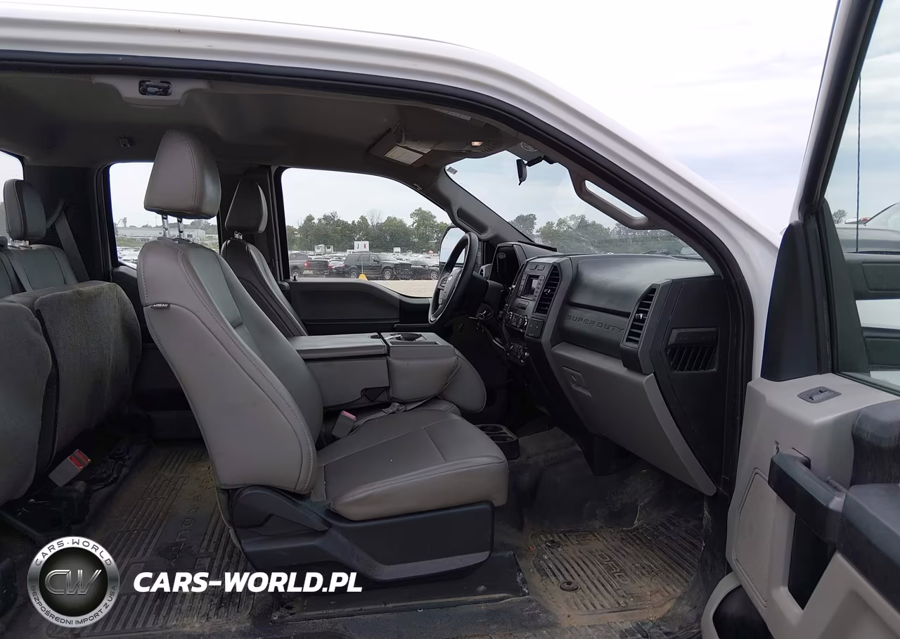 2019 Ford F-250 Xl VIN:1FD7X2A61KEF82295 - 5