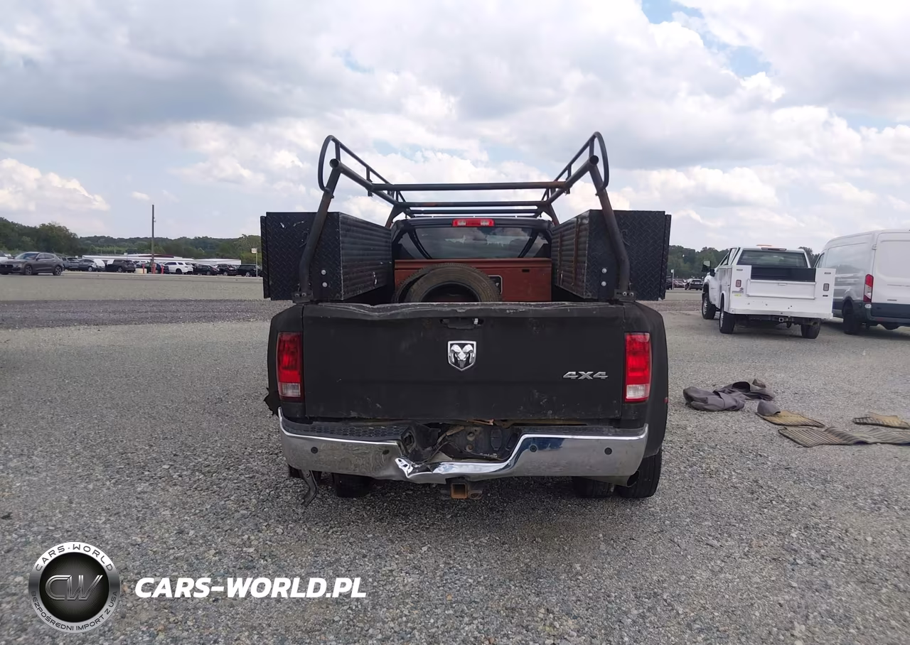 2015 Ram 3500 Tradesman VIN:3C63RRGL4FG550689 - 15