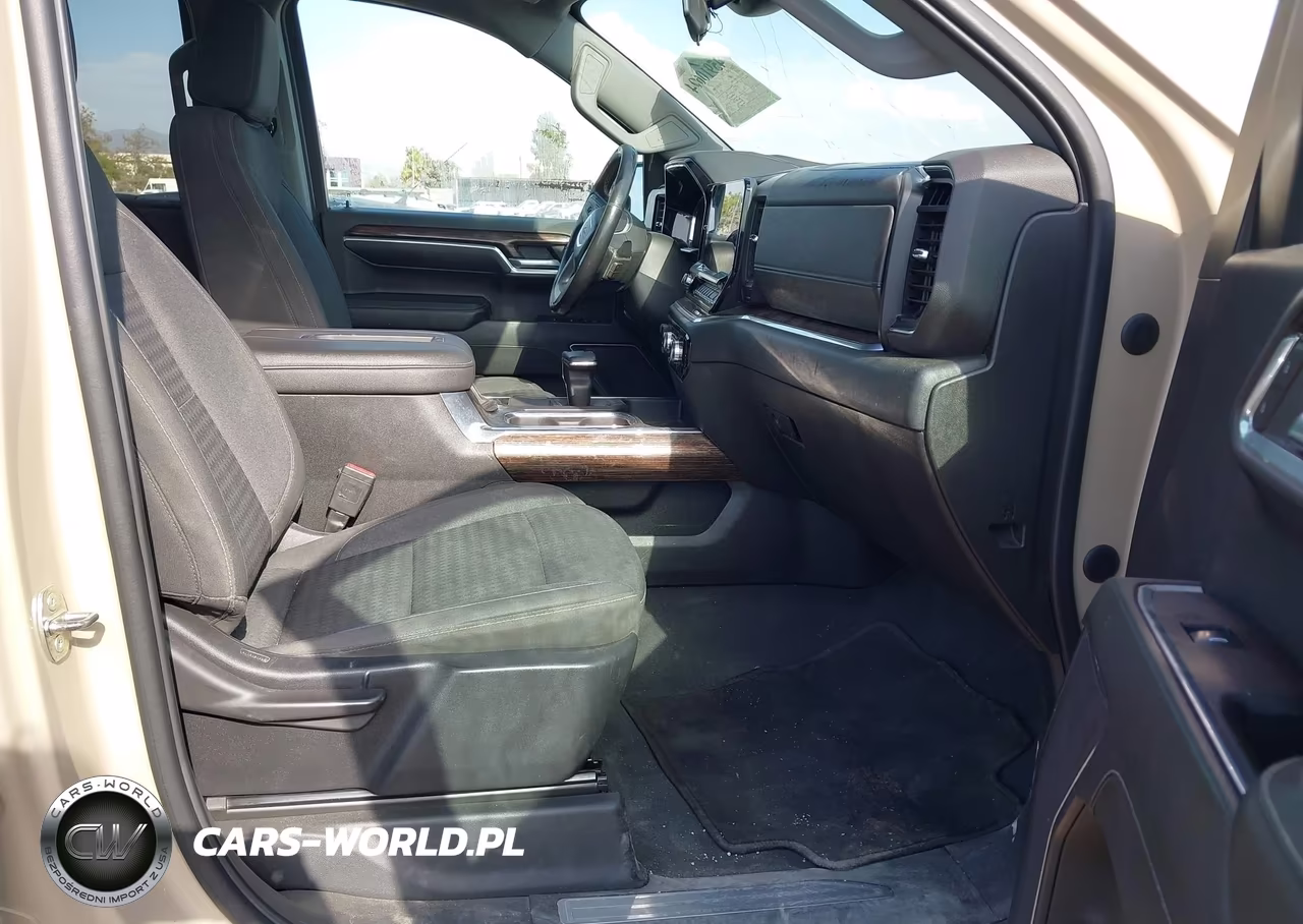 2022 GMC Sierra 1500 4Wd Short Box Elevation With 3Sb VIN:1GTUUCED9NZ642058 - 5