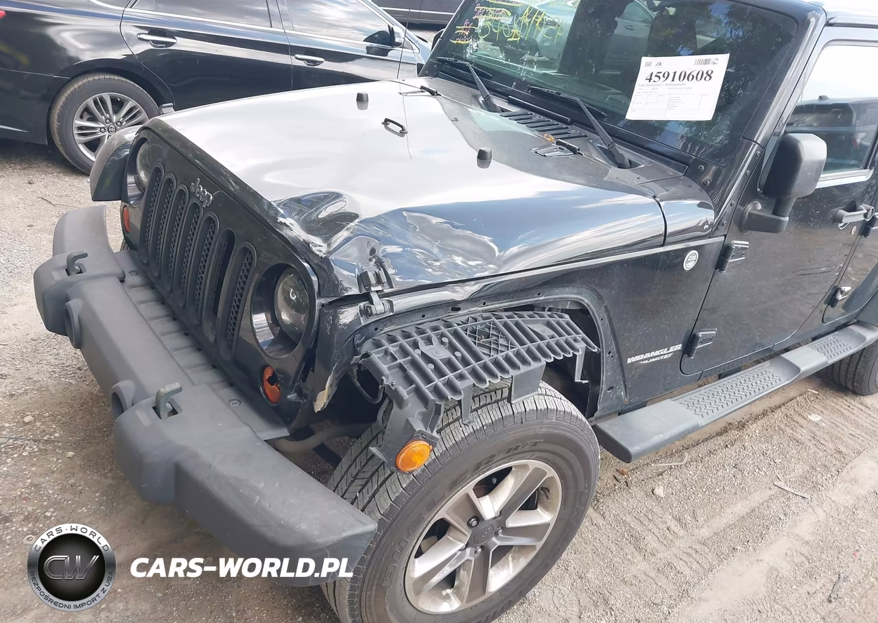 2012 Jeep Wrangler Unlimited Sahara VIN:1C4BJWEG0CL152913 - 6