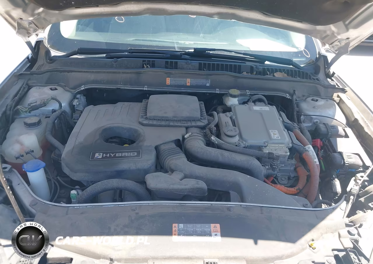 2018 Ford Fusion Hybrid S VIN:3FA6P0UU9JR100575 - 10