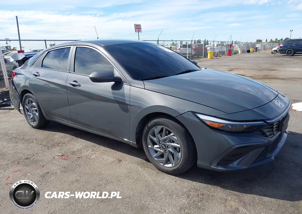 2024 Hyundai Elantra Sel