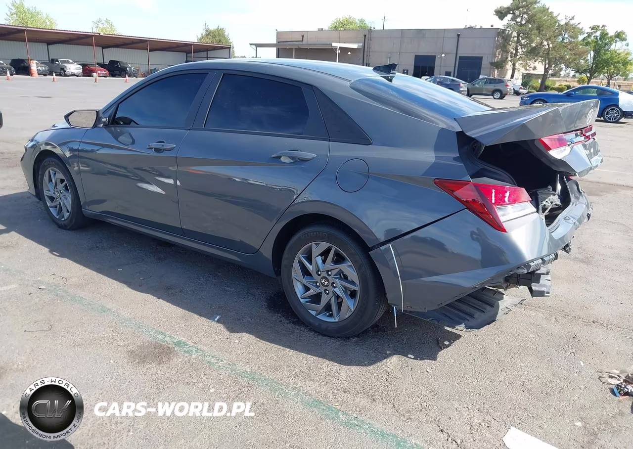 2024 Hyundai Elantra Sel VIN:KMHLM4DG5RU730925 - 3