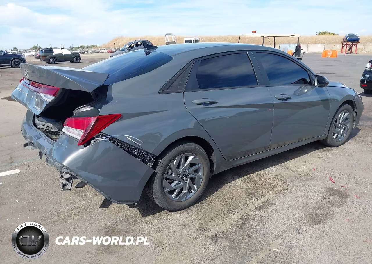 2024 Hyundai Elantra Sel VIN:KMHLM4DG5RU730925 - 4