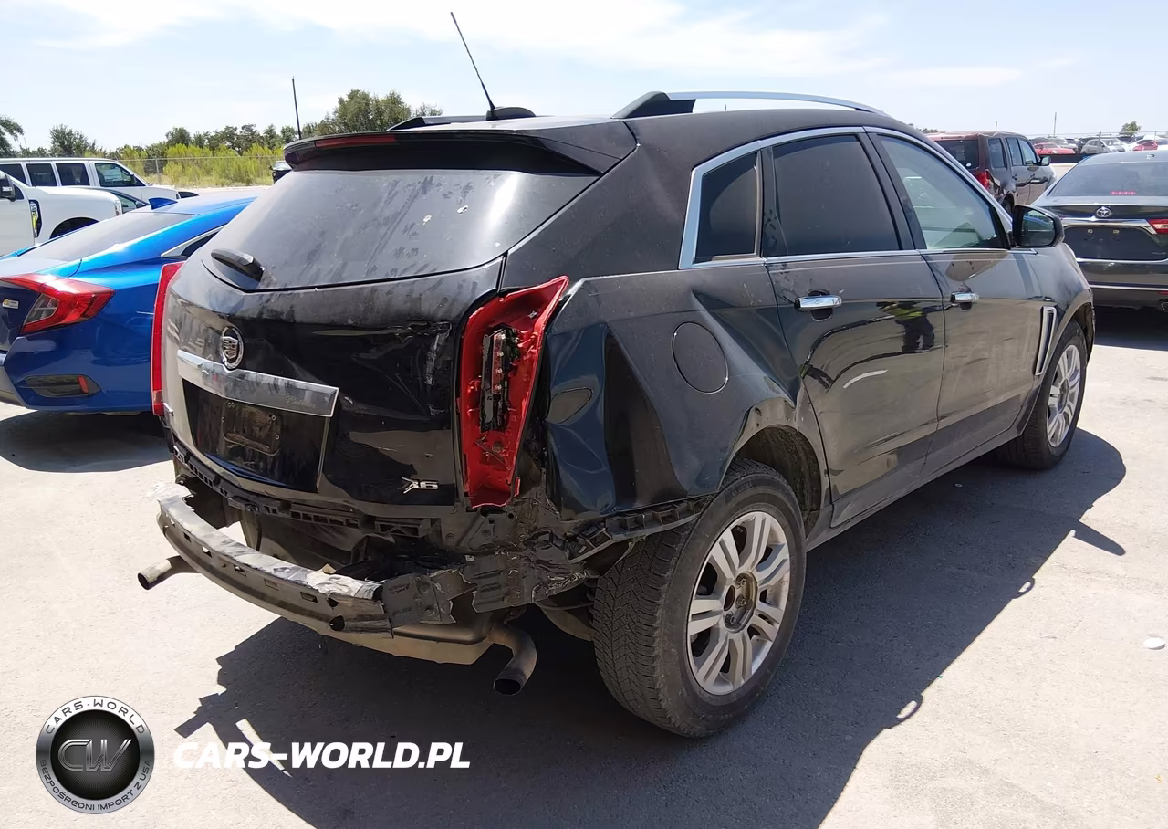 2015 Cadillac Srx Luxury Collection VIN:3GYFNBE38FS523336 - 4