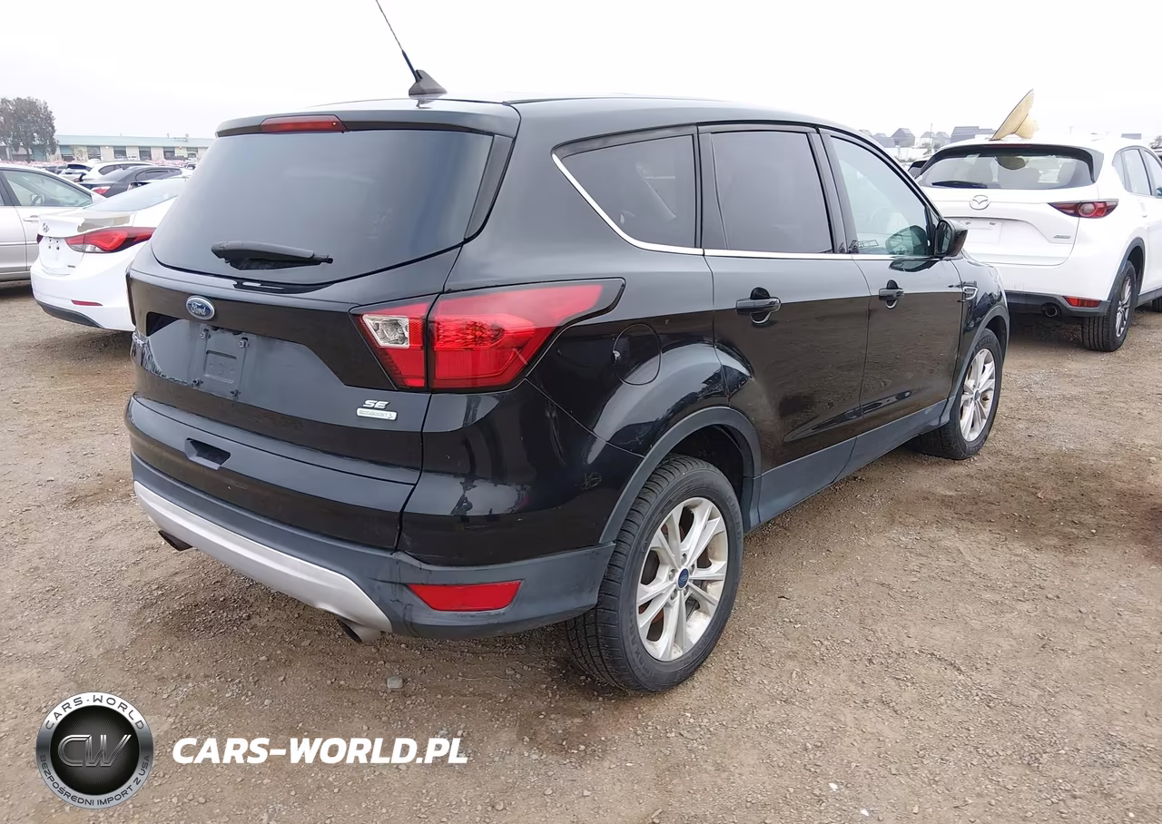 2019 Ford Escape Se VIN:1FMCU0GD2KUC54925 - 4