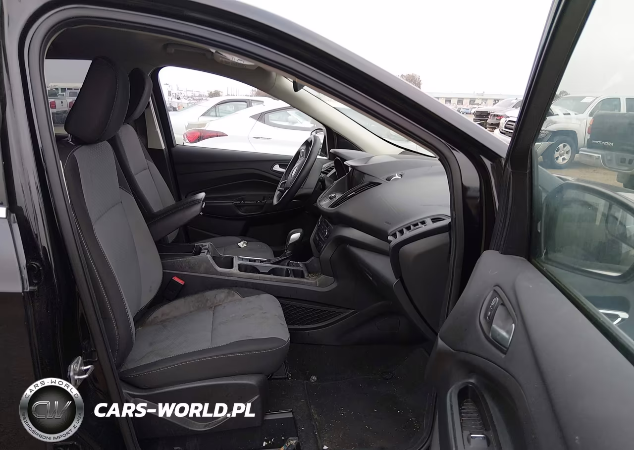 2019 Ford Escape Se VIN:1FMCU0GD2KUC54925 - 5