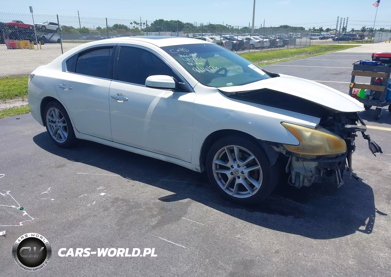 2014 Nissan Maxima – zdjęcie 1 z 17