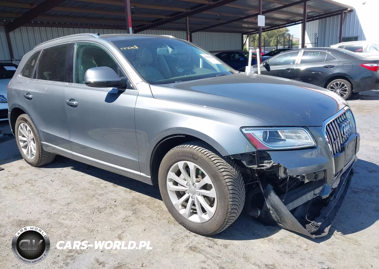 2015 Audi Q5 2.0T Premium VIN:WA1LFAFP3FA112570 - 1