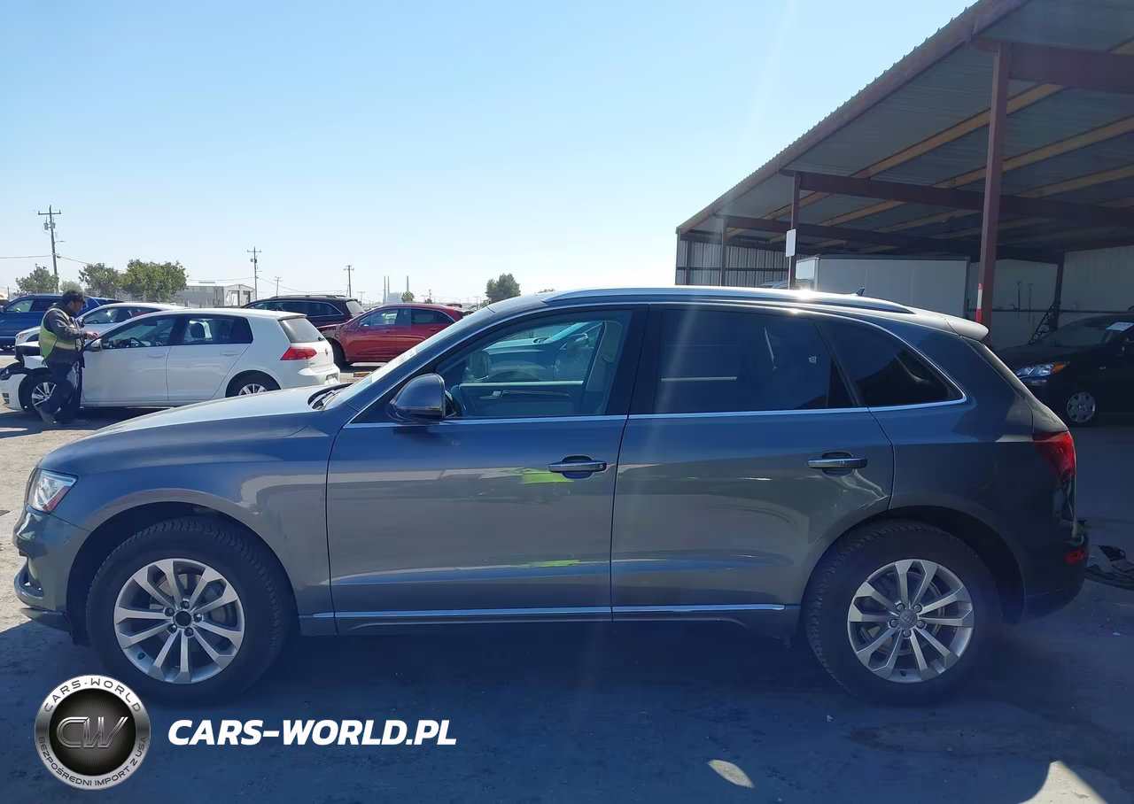 2015 Audi Q5 2.0T Premium VIN:WA1LFAFP3FA112570 - 14