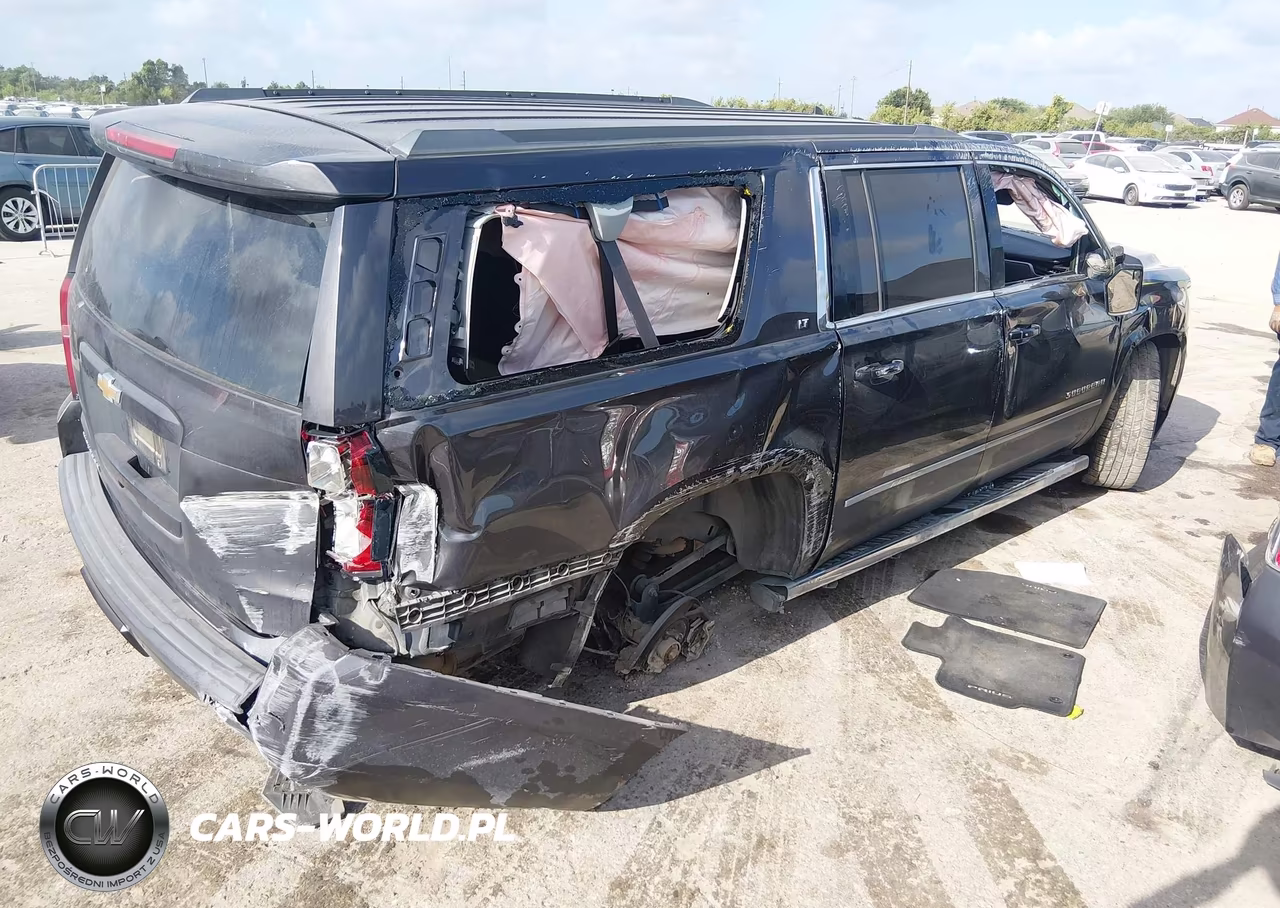 2017 Chevrolet Suburban Lt VIN:1GNSCHKC7HR367594 - 4