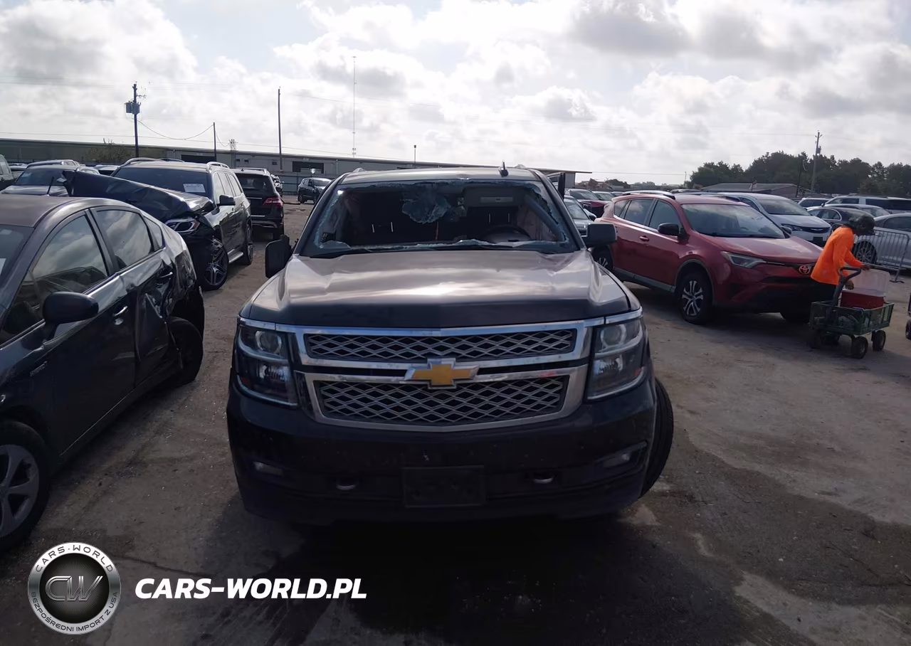 2017 Chevrolet Suburban Lt VIN:1GNSCHKC7HR367594 - 6