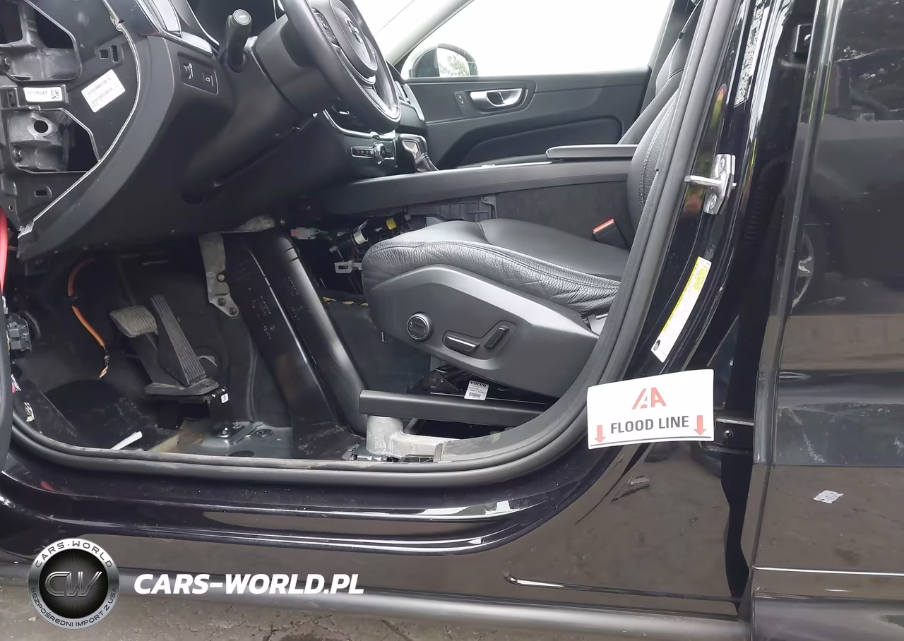 2020 Volvo Xc60 T5 Momentum VIN:YV4102RK1L1415179 - 6