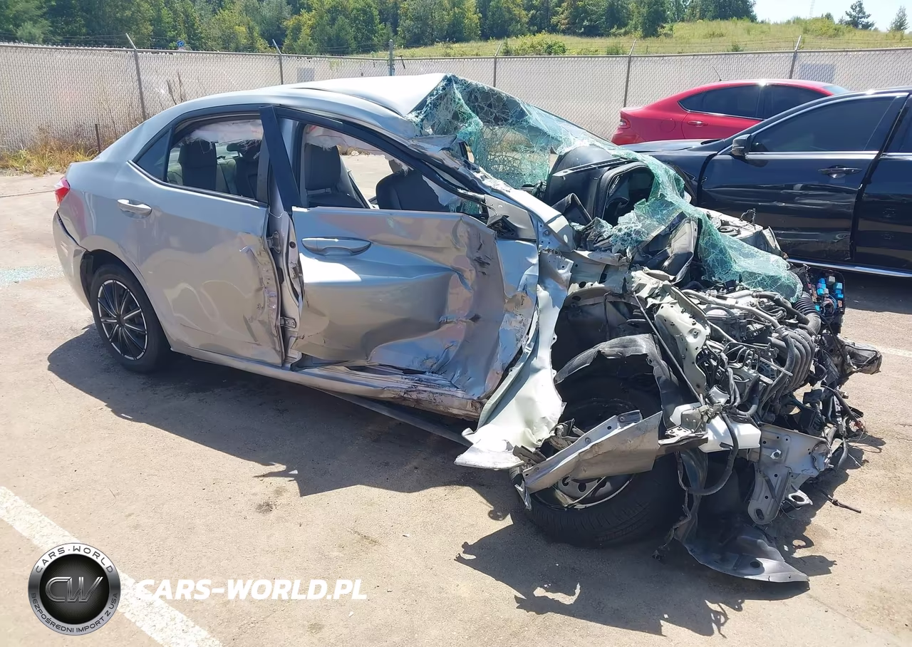 2015 Toyota Corolla Le – zdjęcie 1 z 14