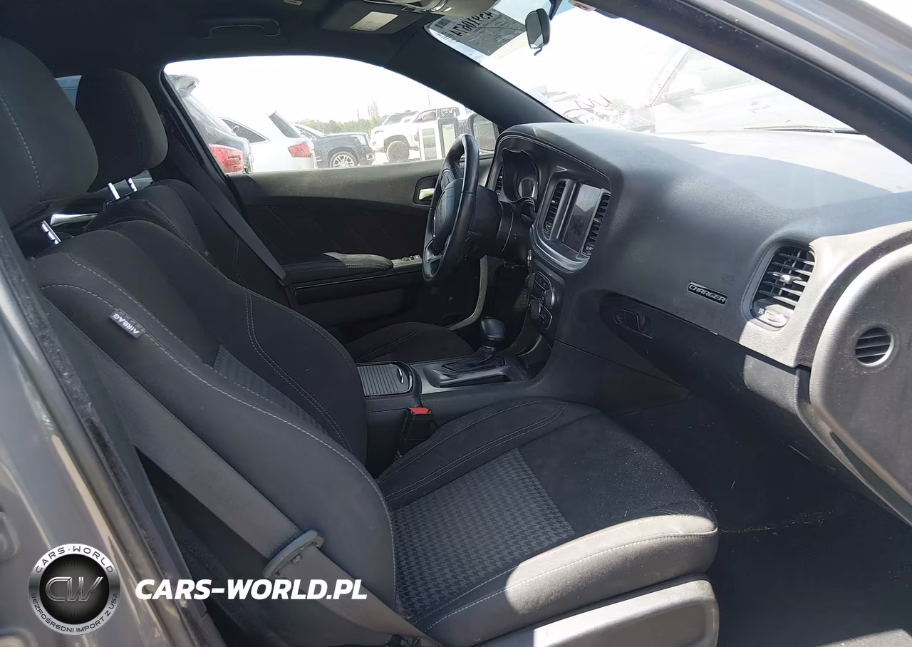 2023 Dodge Charger Sxt VIN:2C3CDXBG4PH612362 - 5