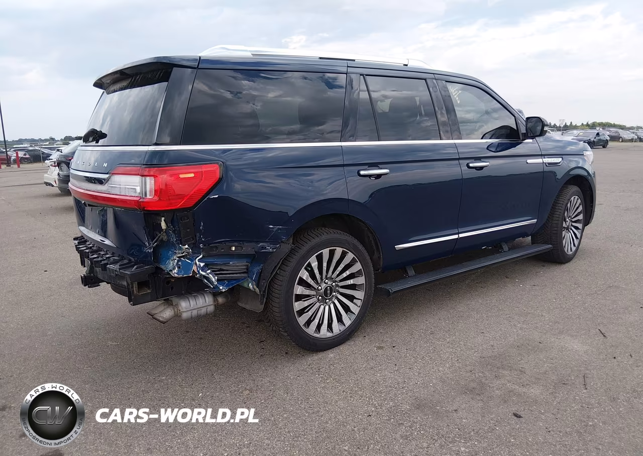 2018 Lincoln Navigator Reserve VIN:5LMJJ2LT1JEL05247 - 4