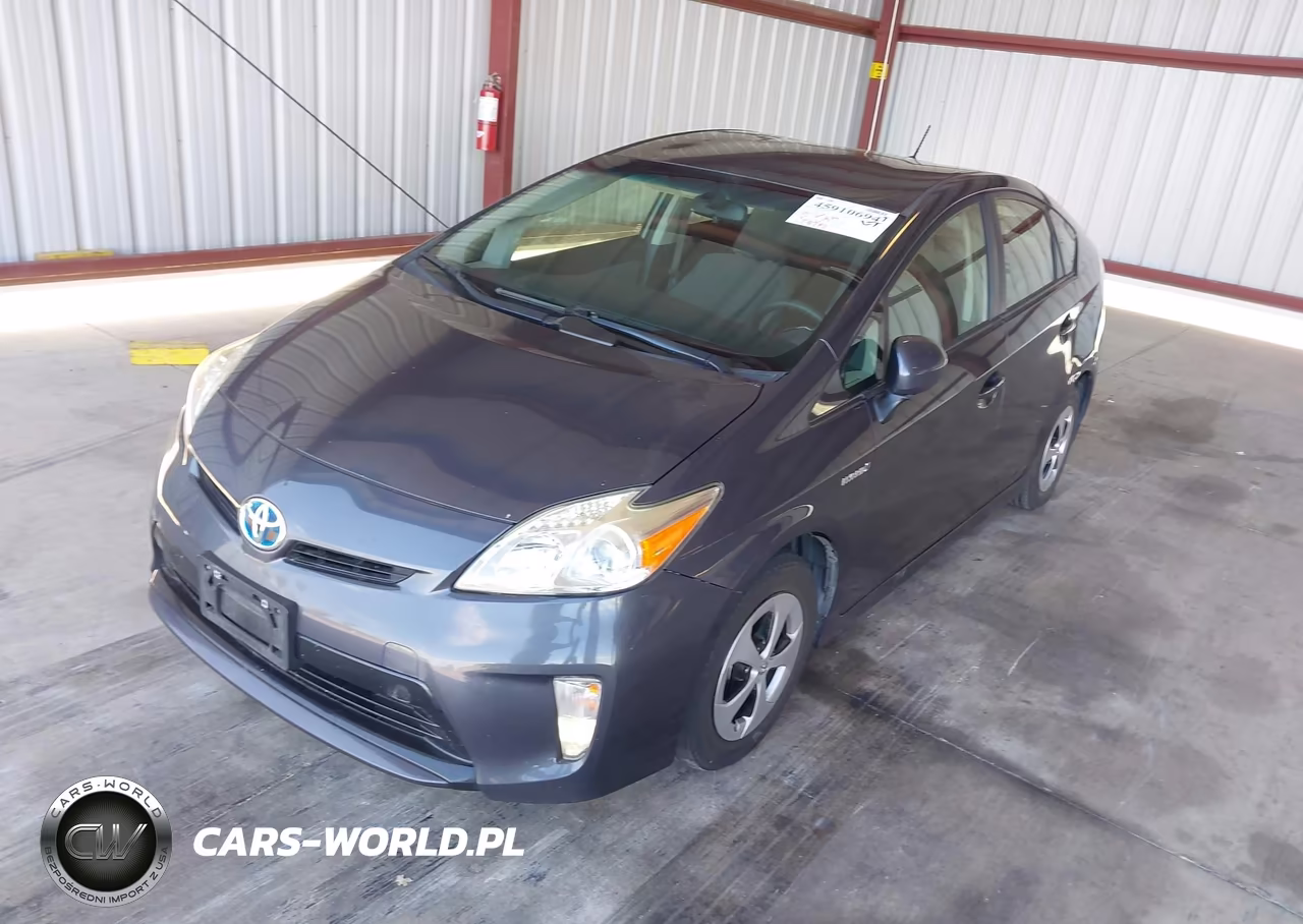 2015 Toyota Prius Two VIN:JTDKN3DUXF1999139 - 2