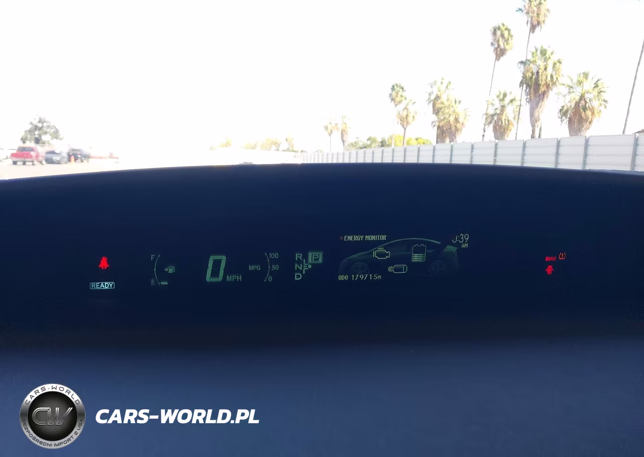 2015 Toyota Prius Two VIN:JTDKN3DUXF1999139 - 7