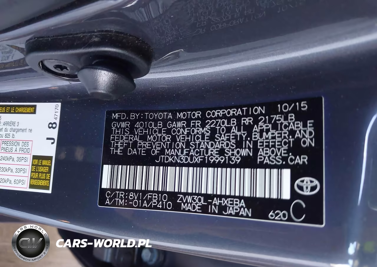 2015 Toyota Prius Two VIN:JTDKN3DUXF1999139 - 9
